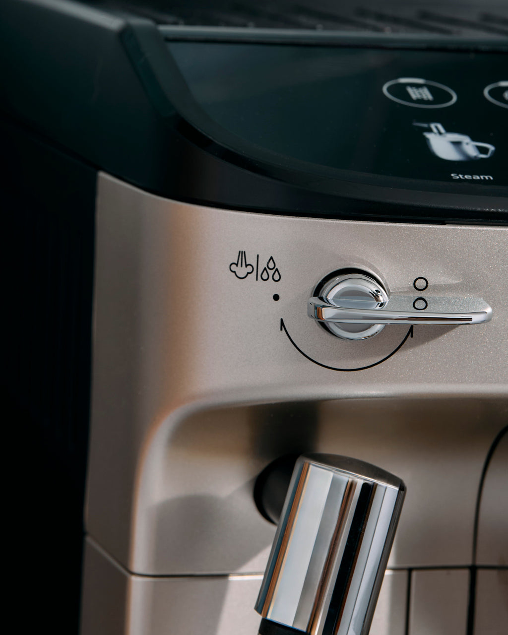 DeLonghi Magnifica Evo ECAM29043SB – view 3