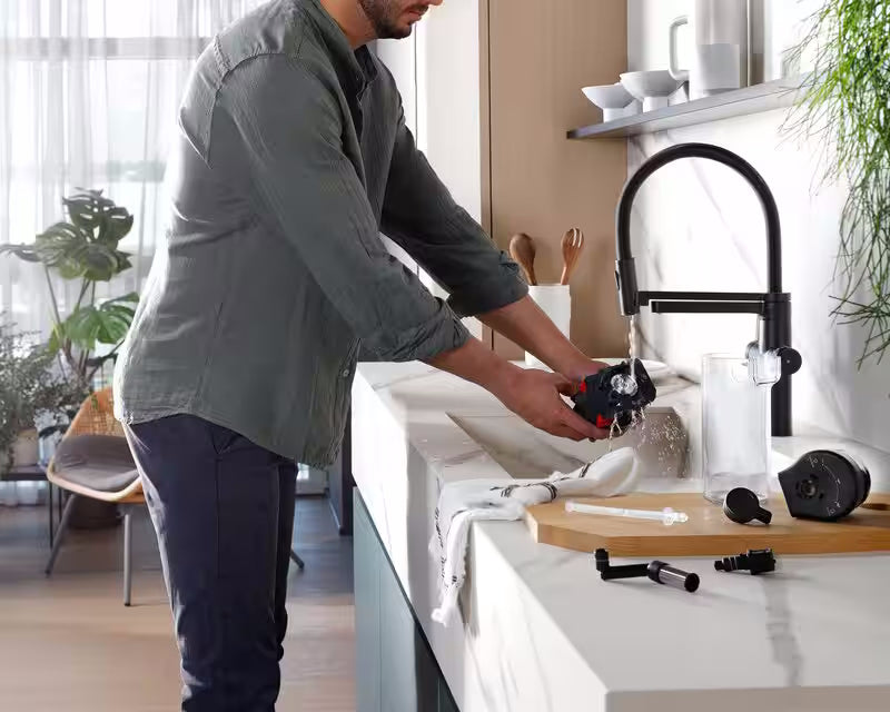 DeLonghi Magnifica Plus Automatic Espresso Machine ECAM32070SB – view 3