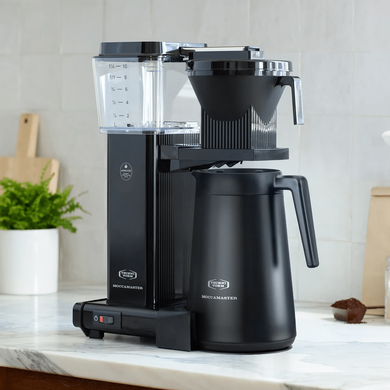 Technivorm Moccamaster KBGT-741 Coffee Maker, Midnight #79315 – view 4